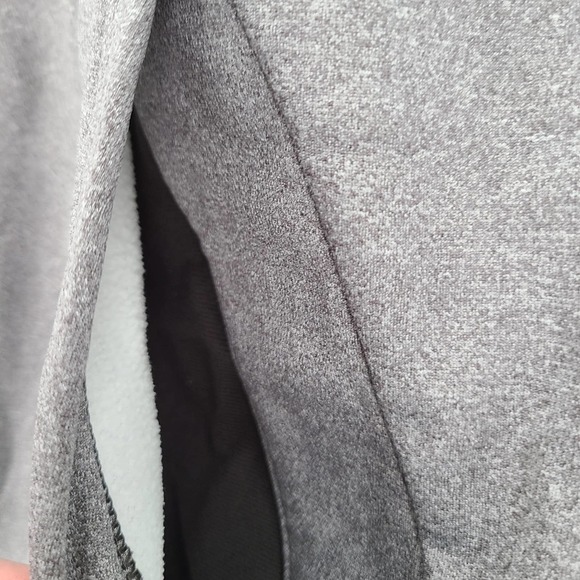 Under Armour Hoodie cold gear Medium Gray - Picture 3 of 9